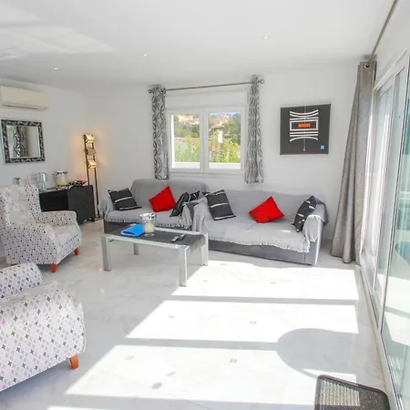 Gila - Sea View With Private Pool In Villa Benissa